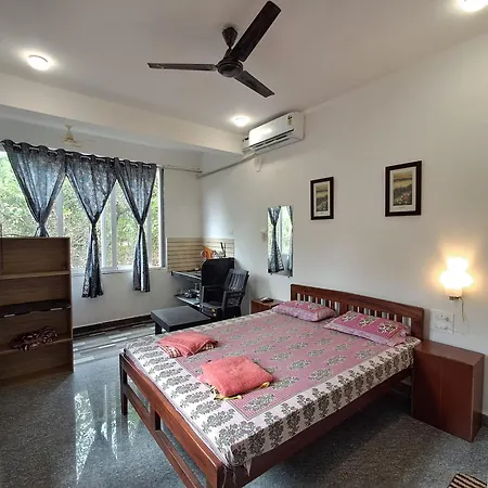 Studio Green Haven- R 7 By Mukund Sadan Arambol